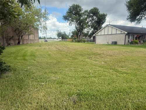 15536 Vandalia Way, Houston, TX, 77053-2128 | Card Image