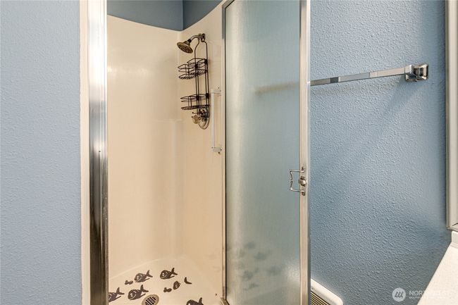 Primary Bath | Image 17