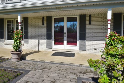 5100 Kings Gate Way, Bloomfield Hills, MI, 48302-2808 | Card Image