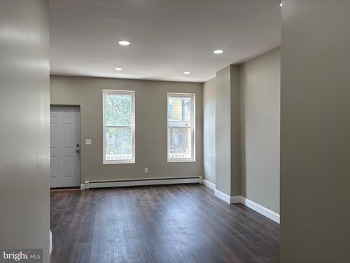 109 Walnut Ave, Trenton, NJ, 08609-1413 | Card Image