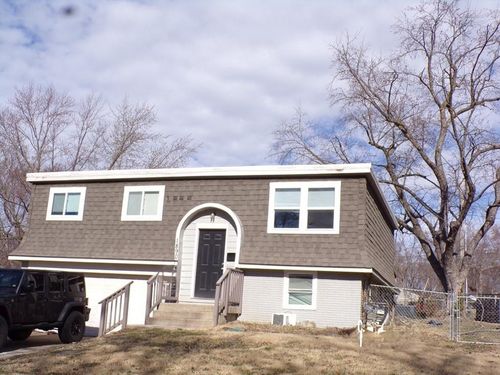 18900 6th St, Independence, MO, 64056-2204 | Card Image