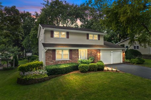 80 Bluebird Ln, Naperville, IL, 60565-1337 | Card Image