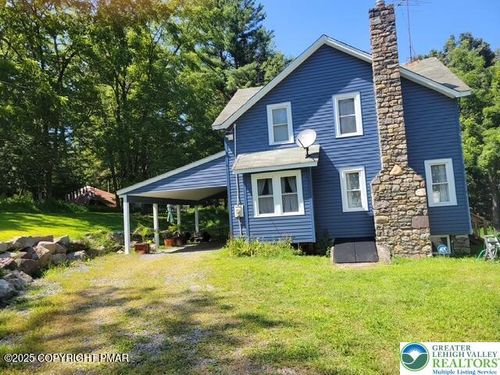 385 Clarks Rd, Cresco, PA, 18326-7769 | Card Image