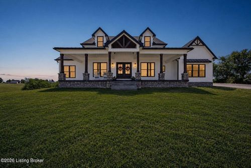 154 Farmview Dr, Springfield, KY, 40069-8641 | Card Image