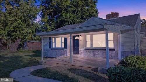 212 Coakley St, FREDERICKSBURG, VA, 22401-7223 | Card Image