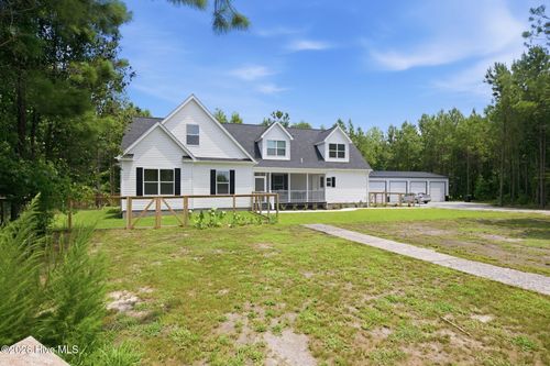 2986 Old Airport Rd, New Bern, NC, 28562-8738 | Card Image