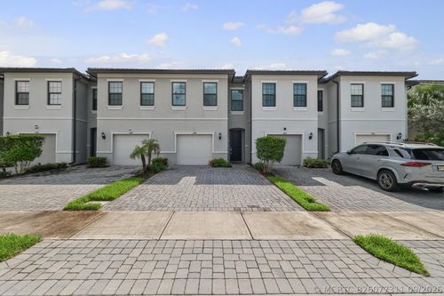 4488 Appleton Circle E, Oakland Park, FL, 33309 | Card Image