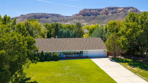 2195 Canyon Ct E, Grand Junction, CO, 81507-2579 | Card Image