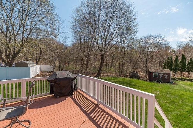 6 Saint Peters Ln, House other with 3 bedrooms, 3 bathrooms and 4 parking in Gloucester MA | Image 11