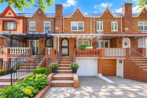 2454 E 18th Street, New York, NY, 11235 | Card Image