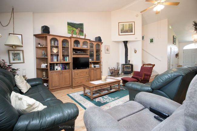 4907 Alex Mclean Lane, House other with 3 bedrooms, 3 bathrooms and 4 parking in Battersea ON | Image 6