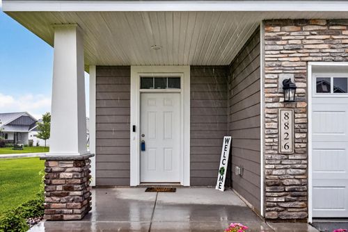 8826 152nd Ln Nw, Ramsey, MN, 55303-5546 | Card Image