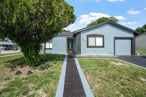 20239 Nw 33rd Ct, Miami Gardens, FL, 33056-1828 | Card Image