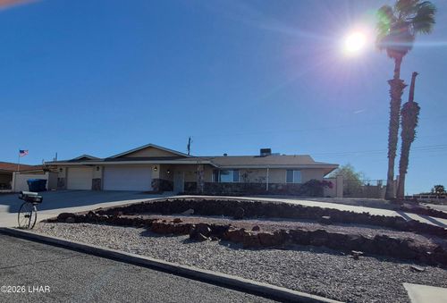 671 Apache Dr, Lake Havasu City, AZ, 86406-7162 | Card Image