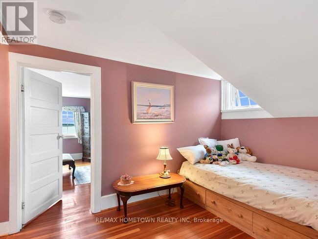 92 Water St E, House other with 2 bedrooms, 3 bathrooms and 2 parking in Brockville ON | Image 27