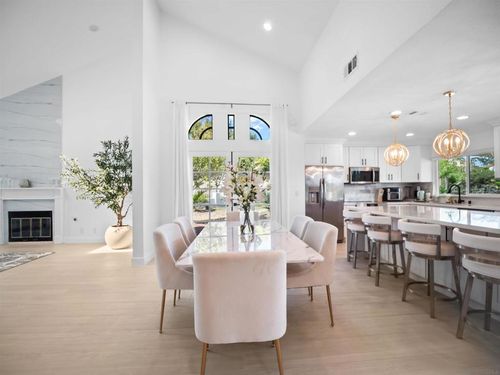 11748 Via Chona, San Diego, CA, 92128-3311 | Card Image