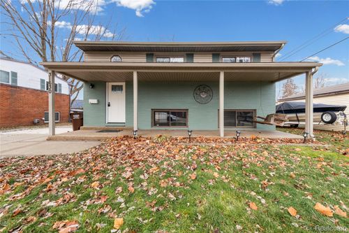 31630 E Ditner Dr, Rockwood, MI, 48173-1015 | Card Image