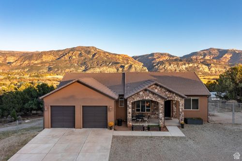 23 S 1200 W, Kanarraville, UT, 84742 | Card Image