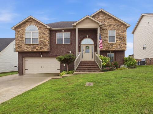 1060 Henry Place Blvd, Clarksville, TN, 37042-1493 | Card Image