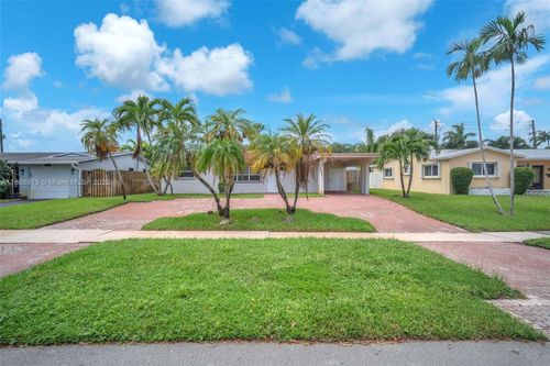 0-2112 N 32nd Ct, Hollywood, FL, 33021-4433 | Card Image