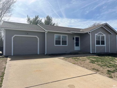1615 Savage St, Eudora, KS, 66025-8906 | Card Image