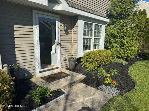 7 Hearthstone Ln, Evesham, NJ, 08053-5363 | Card Image