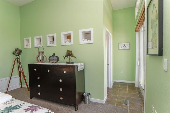APT-432B - 3738 Sandpiper Rd, House attached with 4 bedrooms, 3 bathrooms and null parking in Virginia Beach VA | Image 35