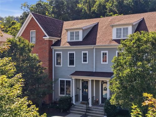 1771 Parkview Blvd, Pittsburgh, PA, 15217-3512 | Card Image