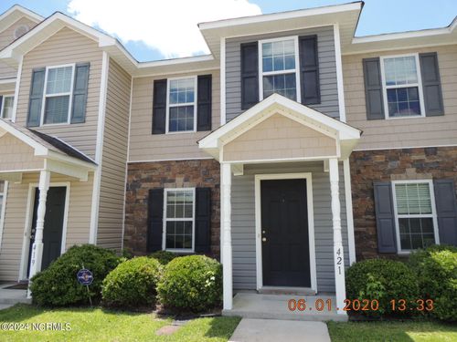 421 Falls Cv, Jacksonville, NC, 28546-8415 | Card Image