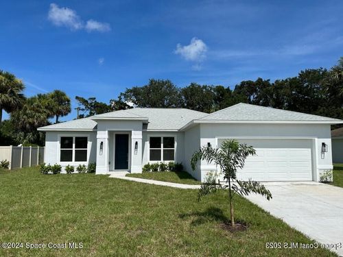 2420 Country Club Road, Melbourne, FL, 32901 | Card Image