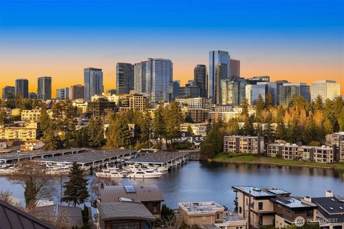 9630 Se 5th Street, Bellevue, WA, 98004 | Card Image