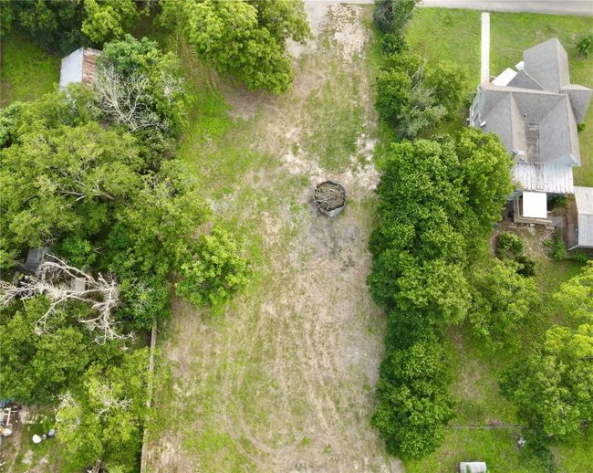 503 Crockett St, Home with 0 bedrooms, 0 bathrooms and null parking in Martindale TX | Image 14