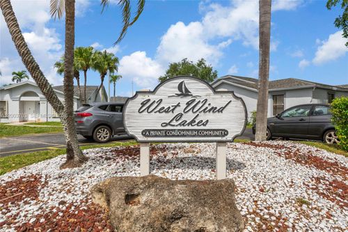 27-96-6696 Sw 152nd Pl, Miami, FL, 33193 | Card Image