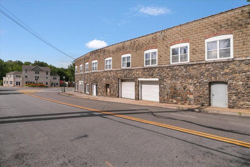 179 Lindsey Ave, Buchanan, NY, 10511-1611 | Card Image