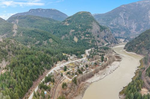 31261 Bridge St, Yale, BC, V0K | Card Image