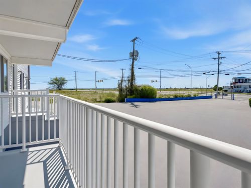 102-933 Ocean Blvd, Hampton, NH, 03842-1490 | Card Image