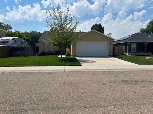 119 Midvale Ave, Caldwell, ID, 83605-6185 | Card Image