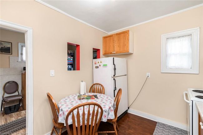 44 Arthur Ave N, House other with 4 bedrooms, 2 bathrooms and 2 parking in Hamilton ON | Image 13