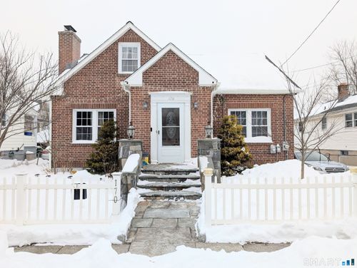 170 Edgewood St, Stratford, CT, 06615-5605 | Card Image