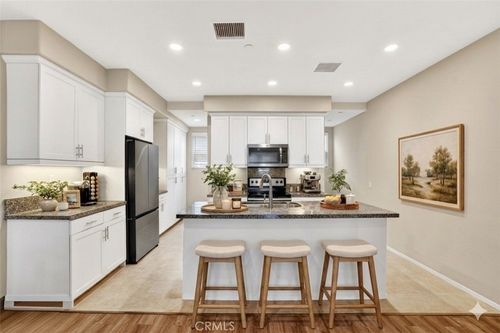 5869 Rostrata Ave, Buena Park, CA, 90621-1816 | Card Image