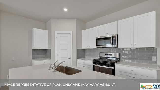 429 Wirecrested Dr, House other with 4 bedrooms, 3 bathrooms and null parking in Lockhart TX | Image 10