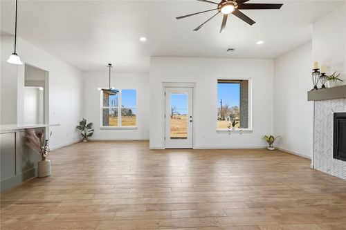 1200 Cedar St, Harrah, OK, 73045 | Card Image