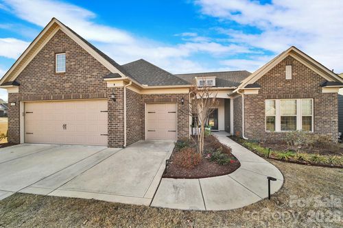 3135 Bartlett St, Fort Mill, SC, 29715-0193 | Card Image