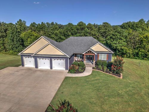 72 Farm View Cir, Rock Spring, GA, 30739-2754 | Card Image