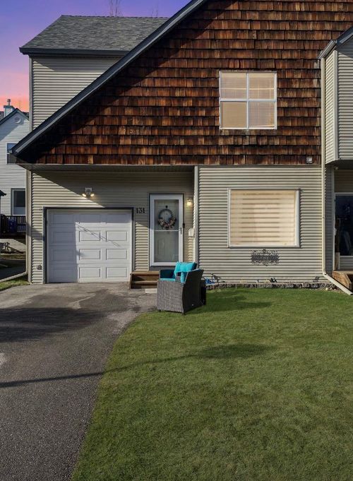 131 Bridlewood View Sw, Calgary, AB, T2Y3X7 | Card Image