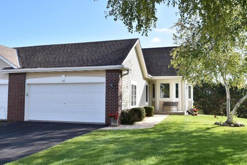 972 Niagara Ct, PORT WASHINGTON, WI, 53074-1764 | Card Image