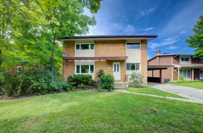 48 Westmount Rd S, House other with 4 bedrooms, 3 bathrooms and 7 parking in Waterloo ON | Image 1