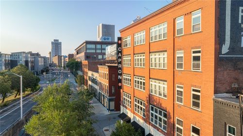 un203-1 Capron St, Rochester, NY, 14607-1700 | Card Image