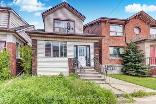 10 St Matthews Ave, Hamilton, ON, L8L5P3 | Card Image