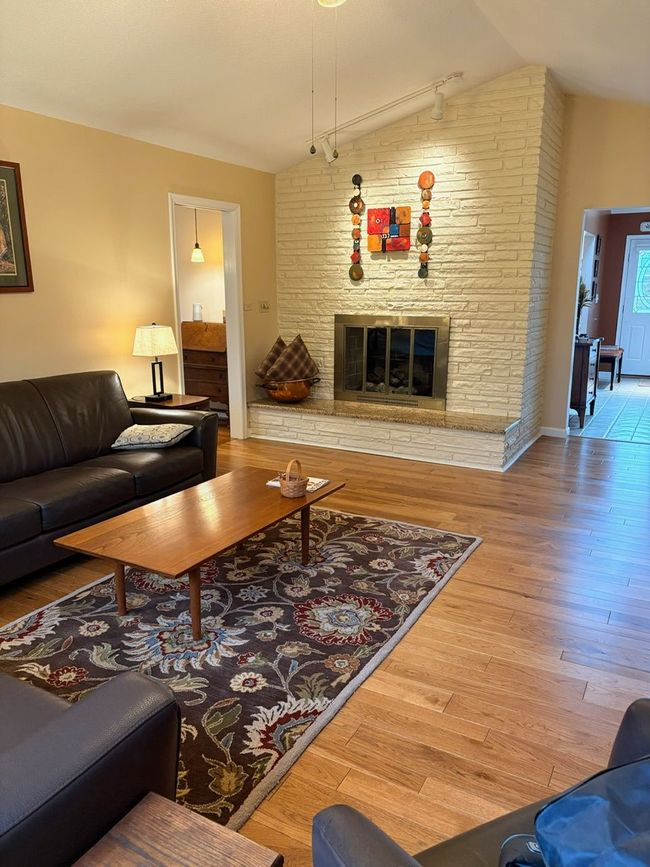 Family Room | Image 5